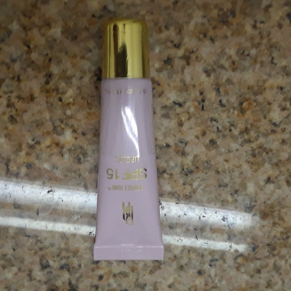 (ALL 4 INCLUDED)Lip Gloss BLACK RADIANCE. - Picture 3 of 5